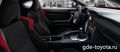 : Тойота GT86 передние сиденья