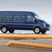 : Ford Transit Bus сбоку