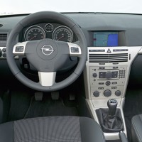 : руль Opel Astra TwinTop