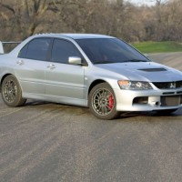 : фото Mitsubishi Lancer Evolution IX