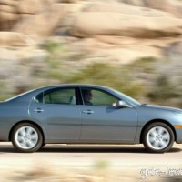 : Lexus ES 330 сбоку