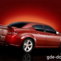 : Фото Dodge Avenger сзади, сбоку