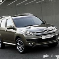 : Citroen C-Crosser спереди