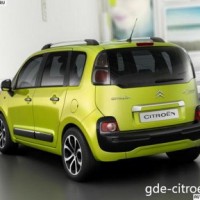 : Citroen  C3 Picasso сзади