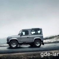 : Land Rover Defender сбоку