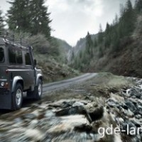 : Land Rover Defender сзади