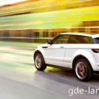 : Range Rover Evoque сзади, сбоку