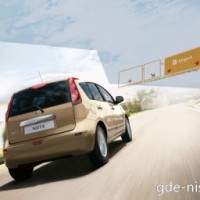 : Nissan Note сзади