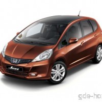 : Honda Jazz спереди