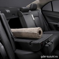 : Suzuki Kizashi задние сиденья