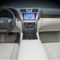 : Lexus LS460L руль, приборная панель