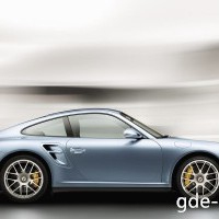 : фото 911 Turbo S сбоку