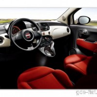 : FIAT 500 руль, передние сиденья