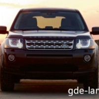 : Land Rover Freelander 2 вид спереди