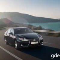 : Lexus ES 350 спереди