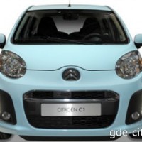 : Citroen C1 спереди