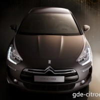 : Citroen DS5 спереди