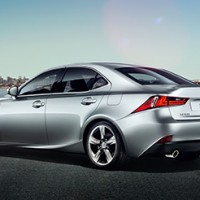 : фото Lexus IS 250 new сзади, сбоку