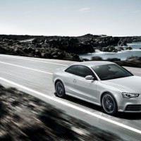 : Audi RS 5 Coupé вид спереди, сбоку