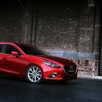 : Mazda 3 хэтчбек вид сбоку