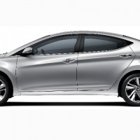 : Hyundai Elantra вид сзади