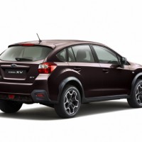 Subaru XV: справа сзади