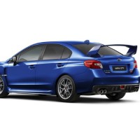 Subaru WRX STi: сзади слева