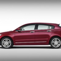 Qoros 3 Hatch: слева сбоку