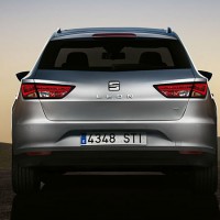 SEAT Leon SТ: сзади