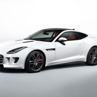 Jaguar F-Type купе: спереди слева