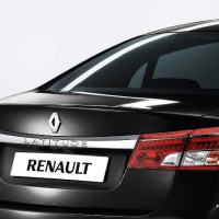 ,Renault  Latitude: задние фонари
