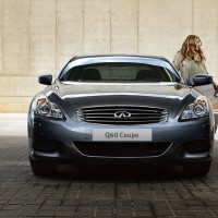 Infiniti Q60 Coupe: спереди