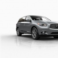 Infiniti QX60 hybrid: справа спереди