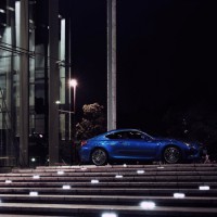 Lexus RC F: справа сбоку