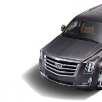 Cadillac Escalade: спереди слева