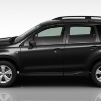 Subaru Forester: слева сбоку