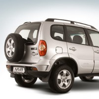 Chevrolet Niva: сзади справа