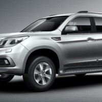 Haval H9: спереди слева